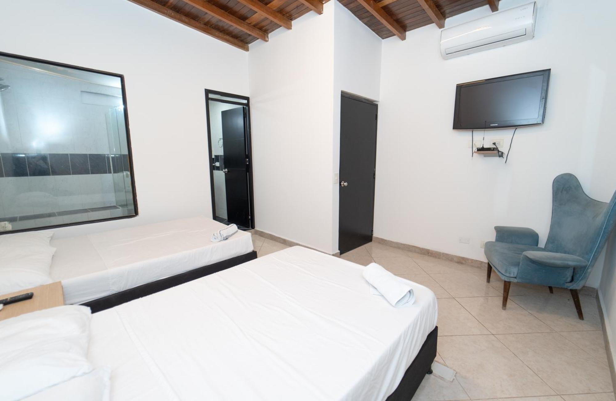 79 Hotel Medellín Extérieur photo