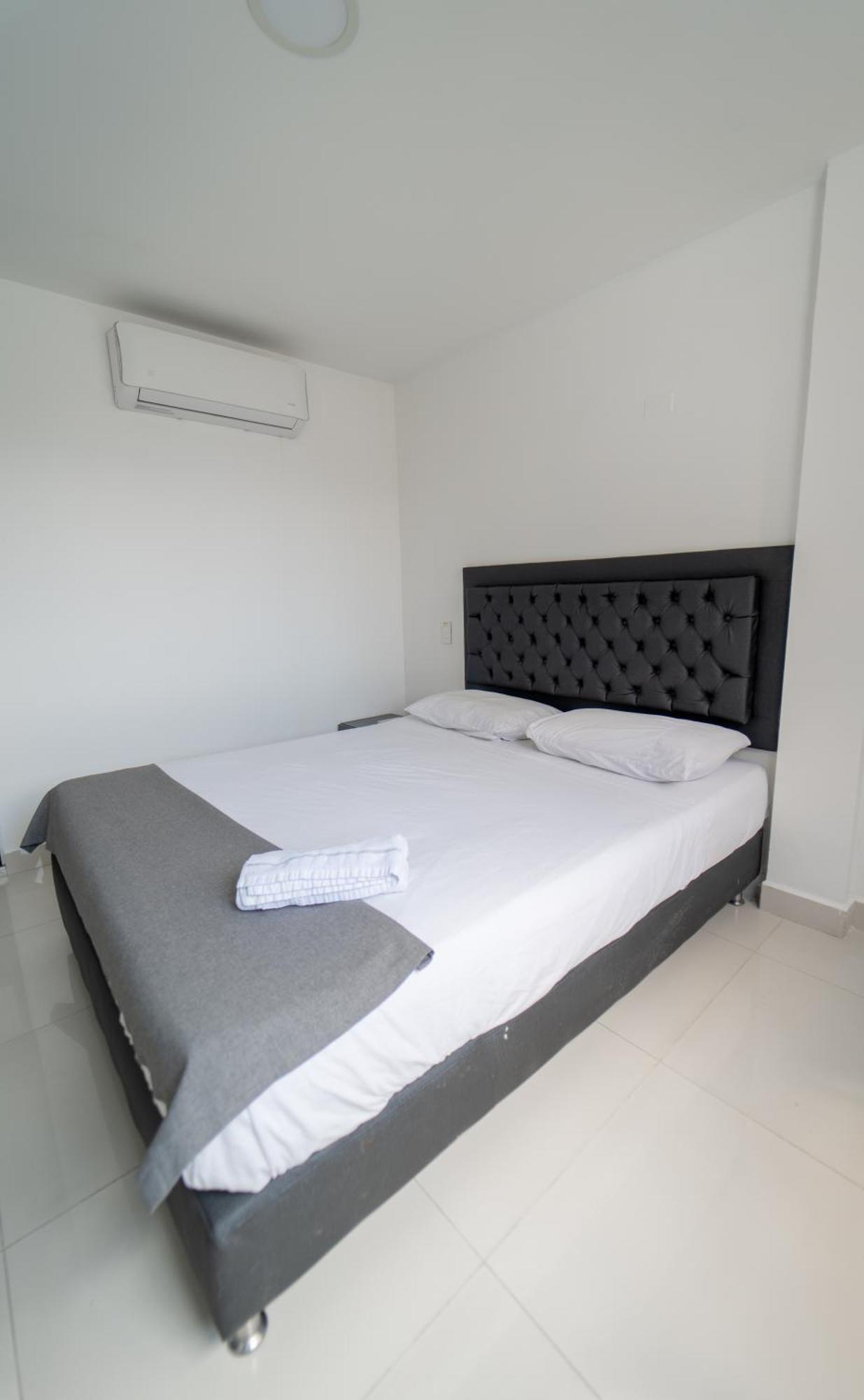 79 Hotel Medellín Extérieur photo